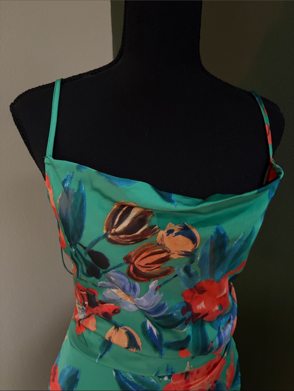 Inmod Green Floral Midi Slip Dress with Red Bloom Print - Picture 3 of 6